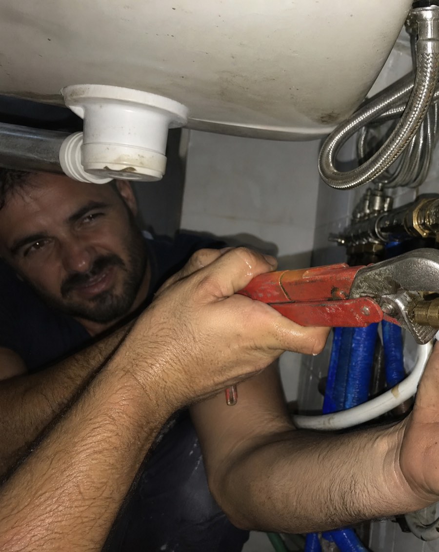 Luca, idraulico